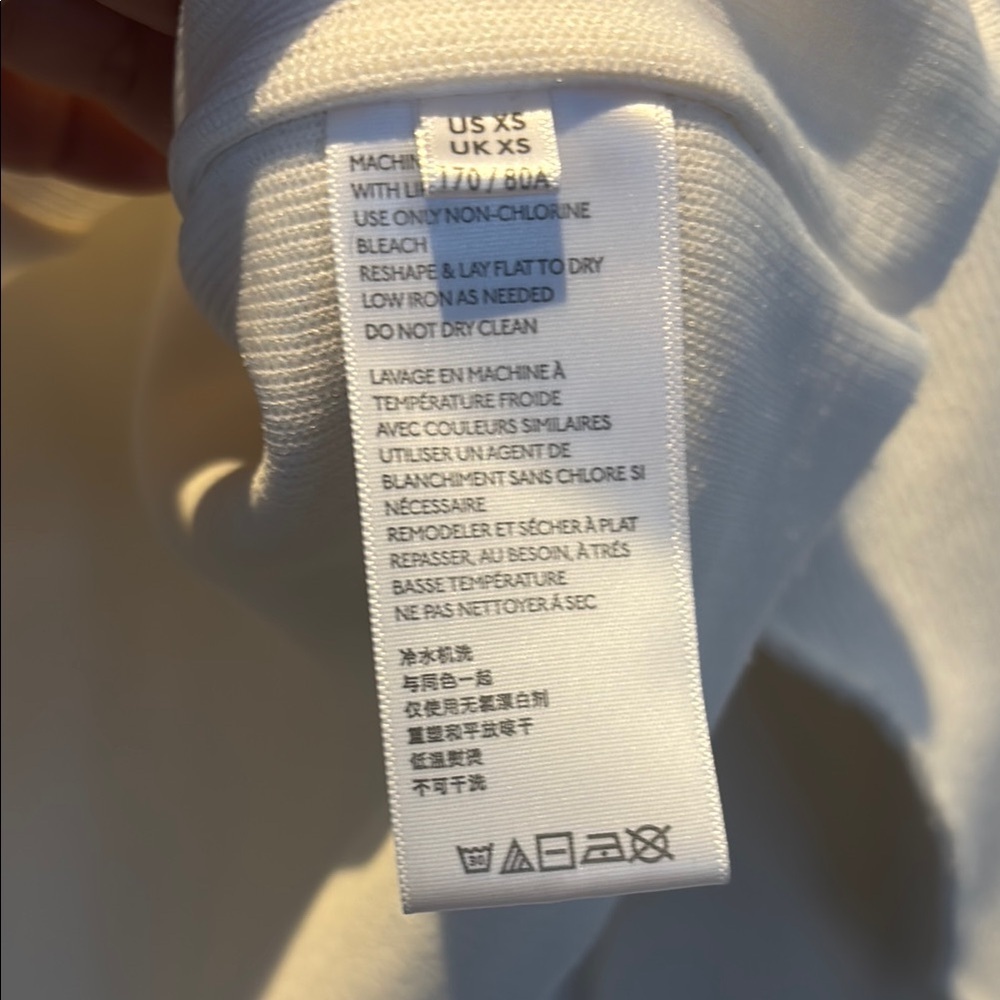 Urban Outfitters Cream Turtleneck Sweater size XS - Picture 3 of 7